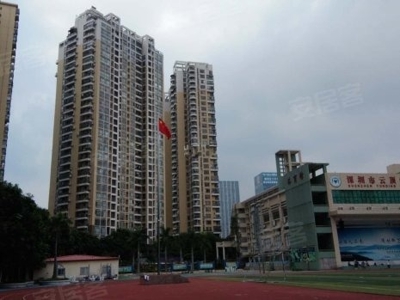 युन्डिङ कुइफेङ फेज III मा ब्लूवेको स्विमिङ पूल परियोजनालाई स्ट्यान्डआउट फुर्सद सुविधा के बनाउँछ?