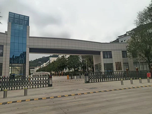 बुलेवे निर्माण पौंडी पोखरी परियोजना: मालिपो राष्ट्रिय मध्य विद्यालय, युनान प्रान्त।